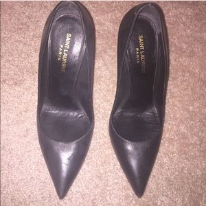 Saint Laurent 39.5 9.5 Black Paris Pump Heels GUC